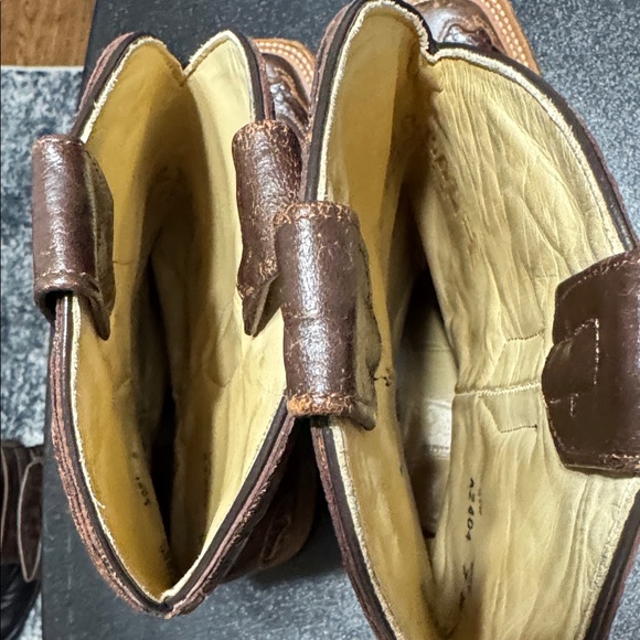 Corral Vintage Brown Embroidered Heeled Boots Made in Mexico Size 7 - Picture 13 of 15